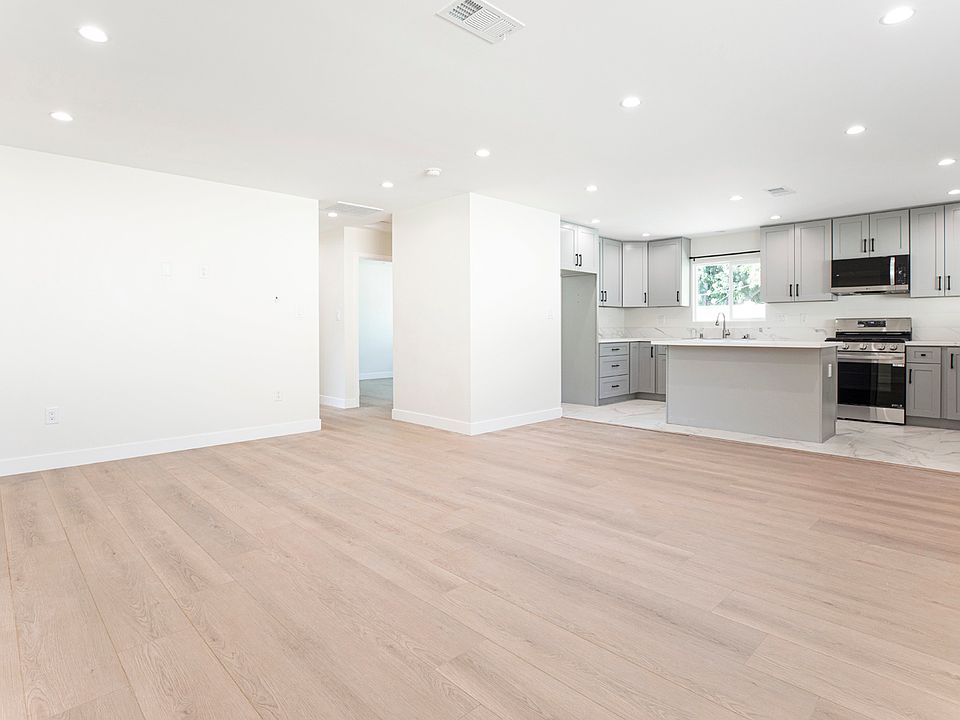 1st image of 14801 1/2 Polk St