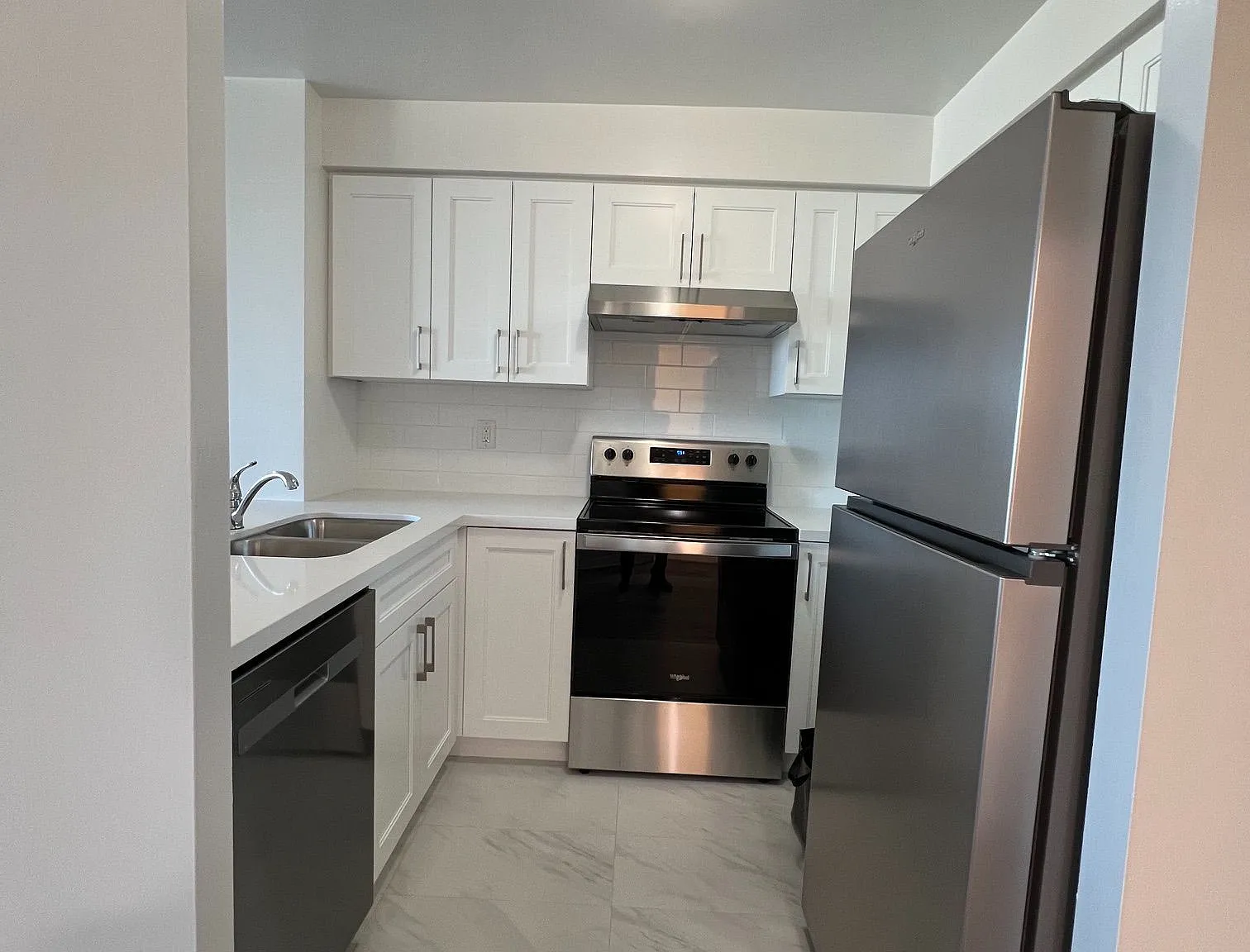1 bed, $2,450 — Photo 1