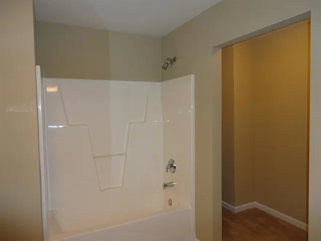 11812 Village Pond Dr — Photo 12