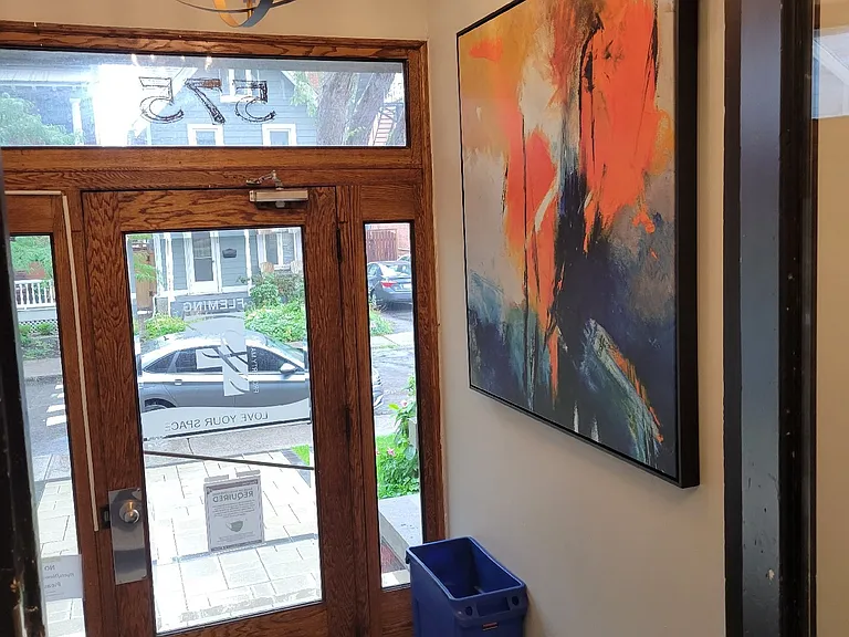 575 Maclaren St #9 — Photo 3