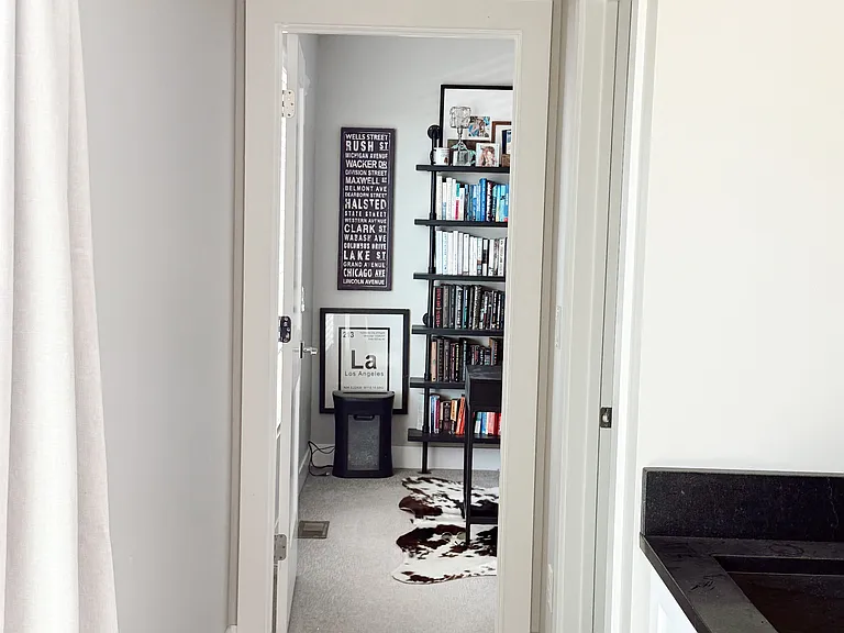 3rd level hallway