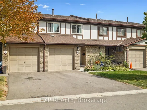 65 Greenwich Cir, Brampton, ON L6S 2E8