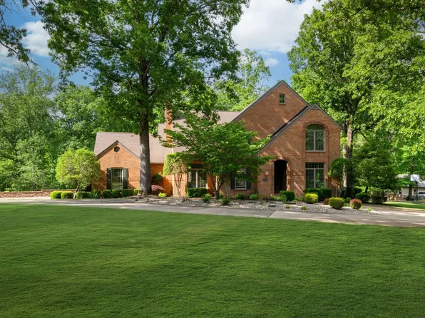 101 Oak Dr, Waverly, TN 37185