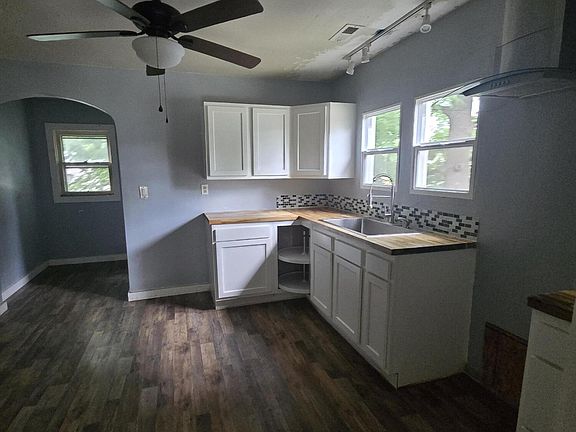 5th image of 1714 Woodward Ave