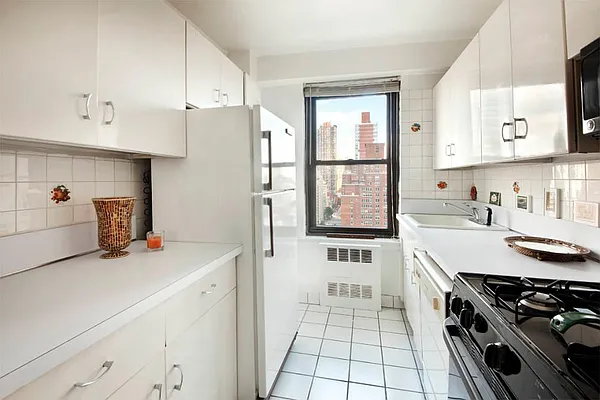 Sold by Town Residential | media 8