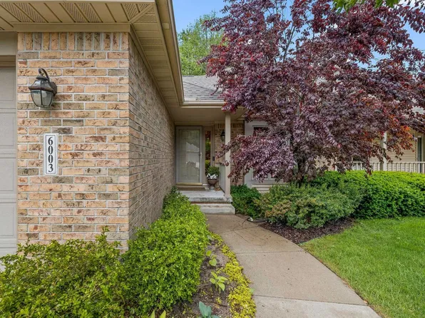 6003 Thornberry Ct, Midland, MI 48640