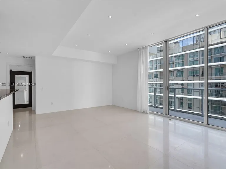 300 S Biscayne Blvd #T-3702 — Photo 9