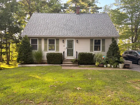 149 Wythburn Rd, South Portland, ME 04106