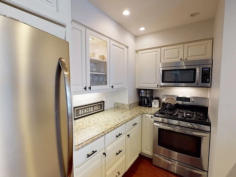 27 Bowdoin St #1B — Photo 7