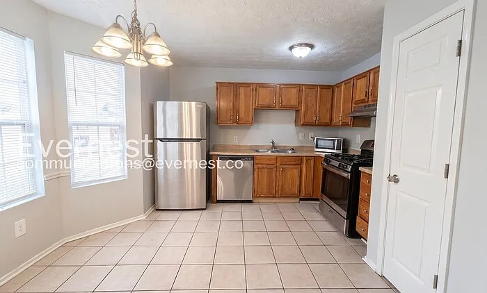 3833 Conley Downs Dr — Photo 6
