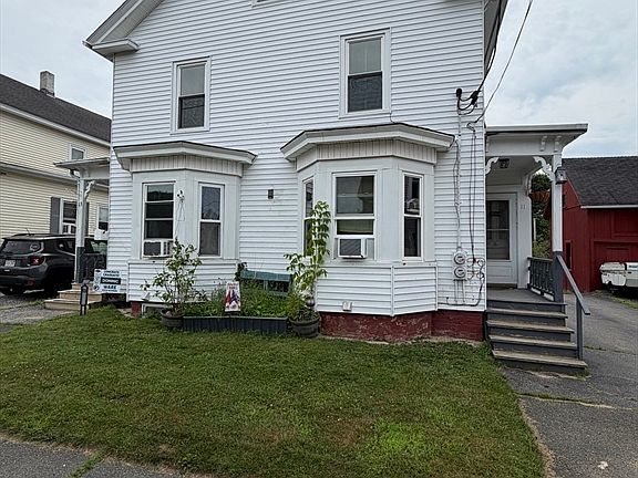 2nd image of 11-13 Maple Ave