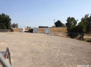 3830 E Collier Rd, Acampo, CA 95220