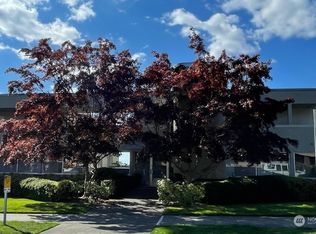 4457 44th Ave SW APT 303, Seattle, WA 98116