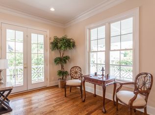 326 Avon Dr, Raleigh, NC 27608