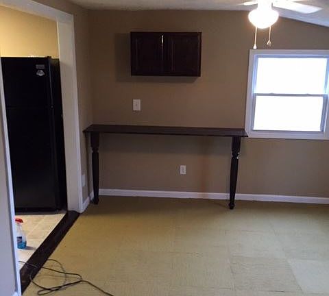 4th image of 222 Bonnie Ln