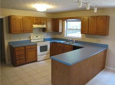 2nd image of 107 Rosewood Dr