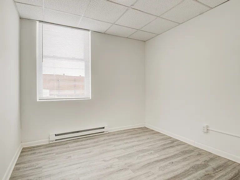 430 N Central Ave — Photo 7