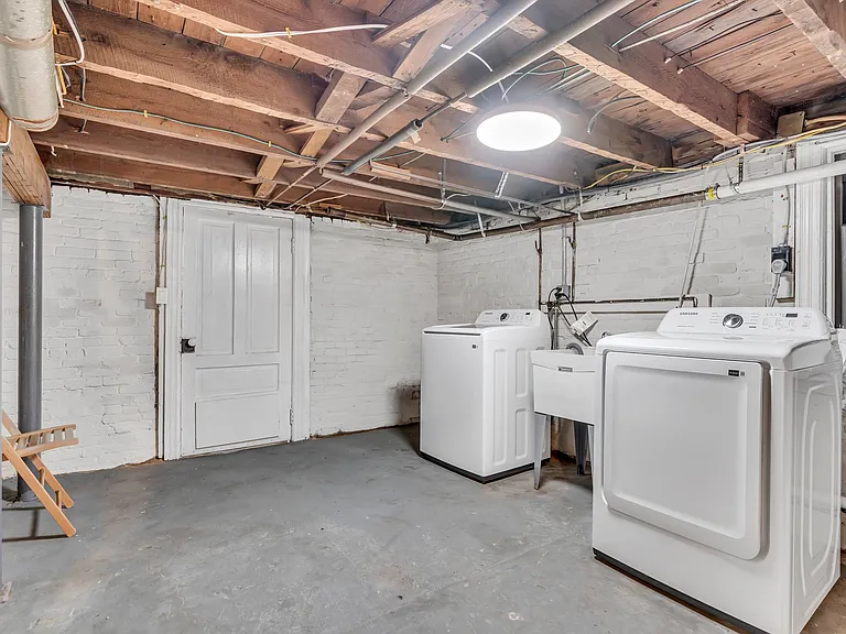 560 Prospect Ave — Photo 24