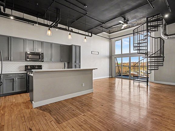2nd image of 600 Broadway Ave NW APT 426