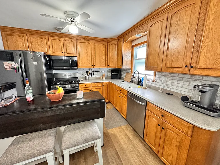 123 High Park Ave — Photo 8