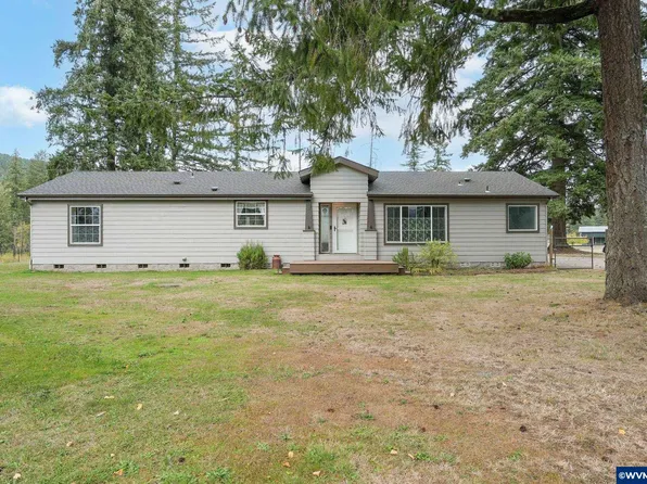 40219 N Dogwood Rd, Mill City, OR 97360