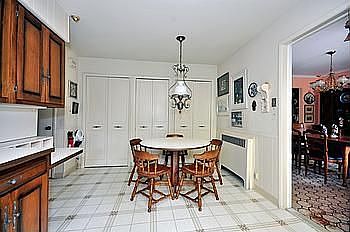 Breakfast Nook & Closets