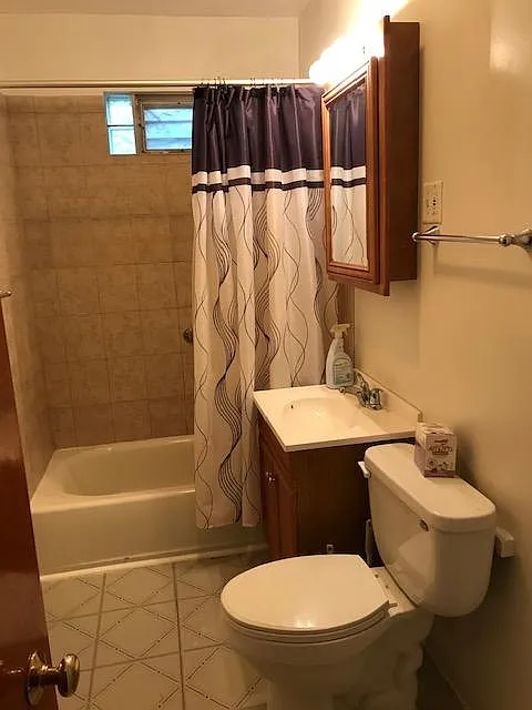 2123 Hillside Ter #2