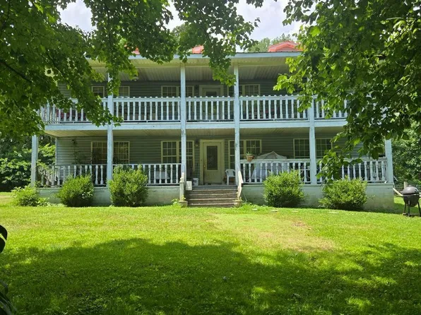 2171 Niggs Creek Rd, Oneida, TN 37841