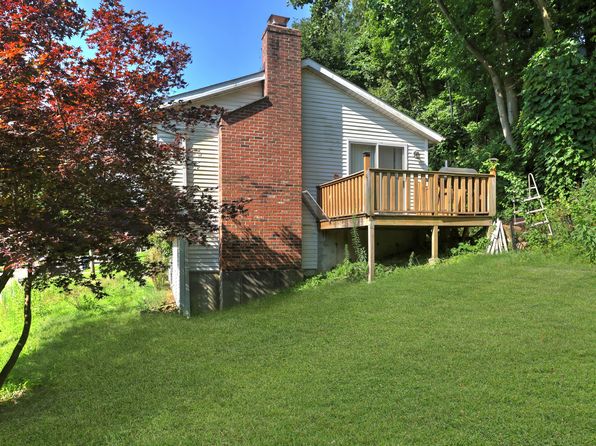 29 Brookdale Rd, Seymour, CT 06483