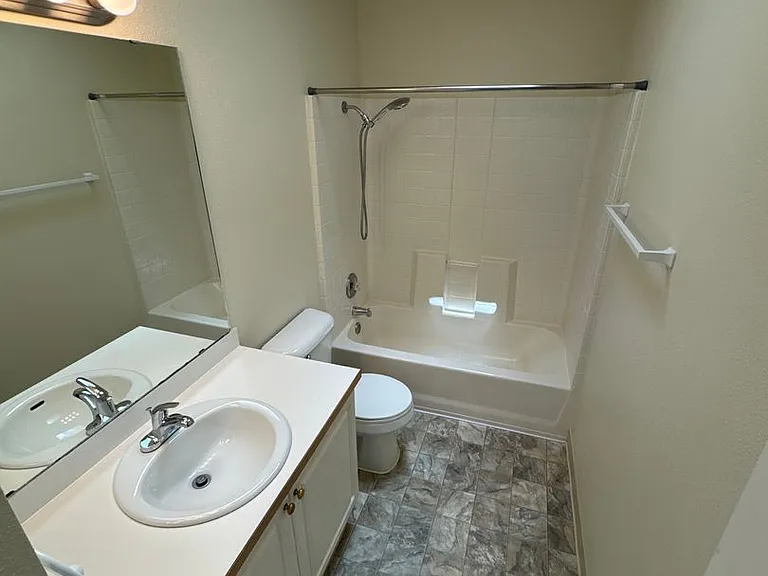 4997 SW Roseberry St — Photo 16