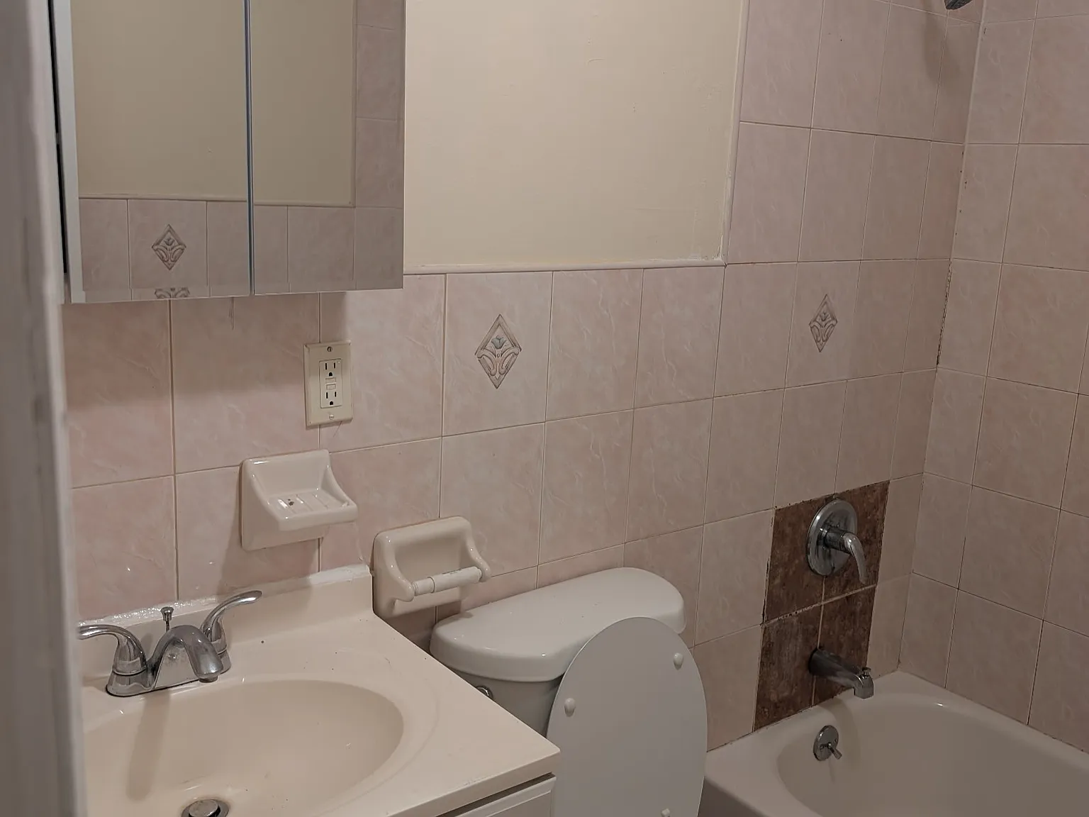 3 bed, 1500 sqft, $3,000 — Photo 4