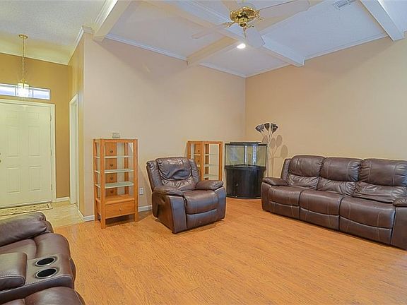 5th image of 10601 Sierra West Dr