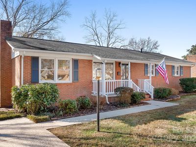205 Crestview Dr, Lincolnton, NC, 28092