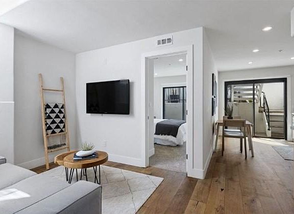 Separate living area with wonderful natural light