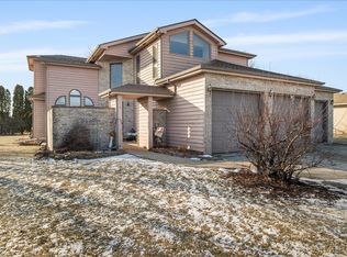 200 E Webb St, Sandwich, IL 60548