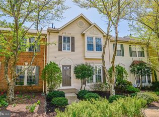 6909 Ridge Water Ct, Centreville, VA 20121