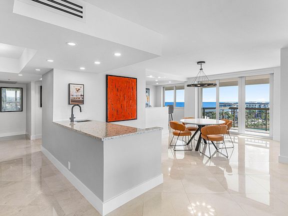 5th image of 901 E Camino Real #15d