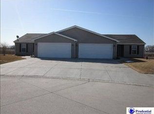 23207 Agee Cir, Waterloo, NE 68069