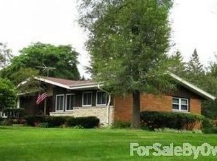 4215 Imperial Dr, Brookfield, WI 53045