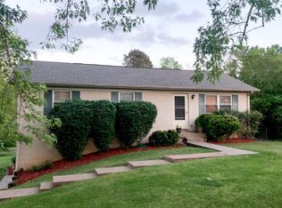 7108 Hall Ln, Fairview, TN 37062