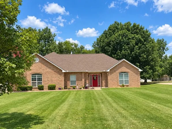 1201 Hurst Rd, Ardmore, OK 73401