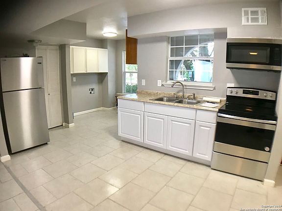2nd image of 4407 Shakertown Ave