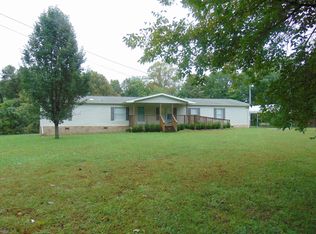 452 Ridge Rd, Lancing, TN 37770