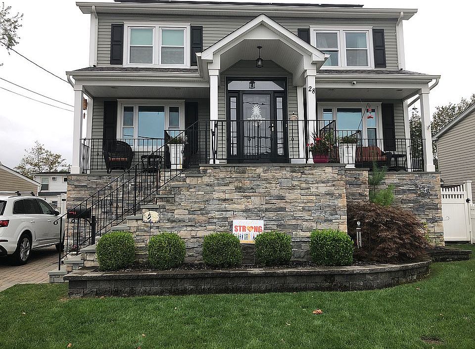 1st image of 28 Edward Ave