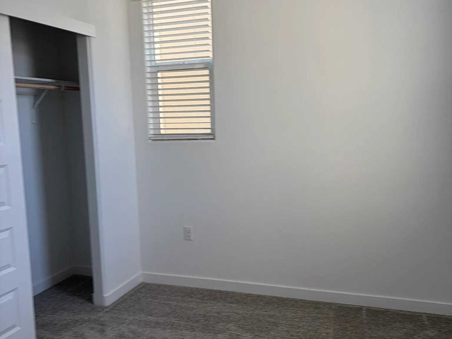 Lake Park Cir, Galt — Photo 3