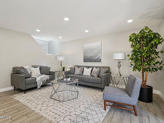 4th image of 5552 N 137TH Avenue