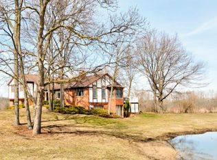 408 Tamarack Dr, Saline, MI 48176