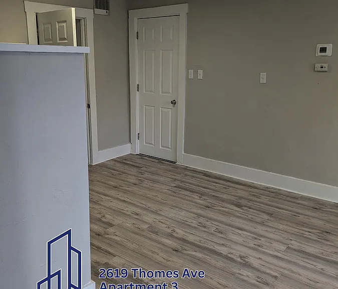 2619 Thomes Ave #3 — Photo 19
