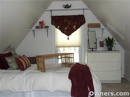 3rd Floor Bedroom Left Side