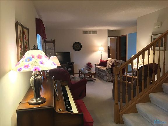 2nd image of 505 Southview Ct